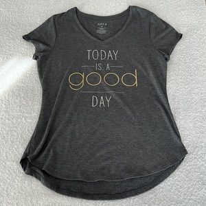 T-shirt “Today is a Good Day” Size Medium